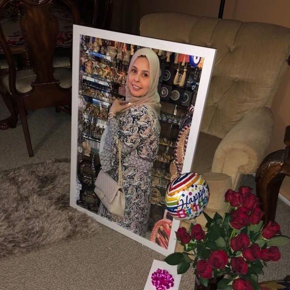 Meet your Posher, Ghada - Picture 1 of 1